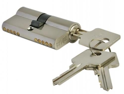 Как поменять личинку в замке входной двери самостоятельно если нет ключа. Как заменить личинку замка входной двери без ключа