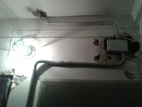 Ввод в дом электричества, как сделать правильно. Инструкция ввода электричества в дом: советы специалистов по безопасному подводу электросети своими руками (видео урок + 150 фото)