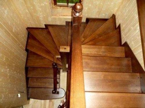 Винтовая лестница на второй этаж в частном доме своими руками чертежи размеры расчет. Расчет винтовой лестницы. Диаметр лестницы и длина ступеней. Определение основных параметров и формы ступеней