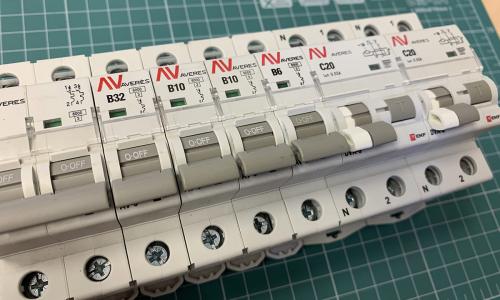 Размеры розеток Legrand. Размер современной розетки с рамкой 09 Размеры розеток Legrand. Размер современной розетки с рамкой 09