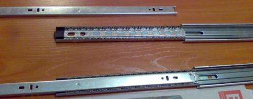 Как снять кухонные ящики с направителей. Как вытащить ящик из шкафа на телескопических направляющих — описание рабочего процесса и основные особенности этого типа фурнитуры