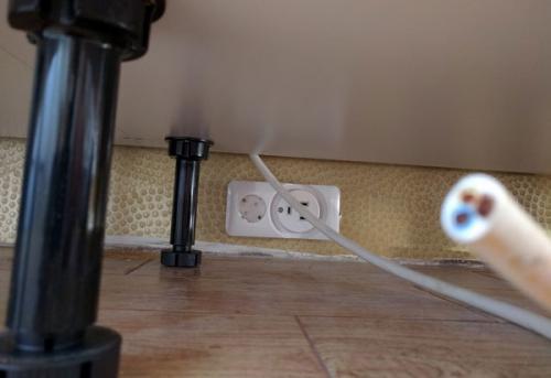 Как подключить индукционную варочную панель. Как правильно подключить варочную индукционную панель. Схемы, выбор кабеля, розетки, автоматов.