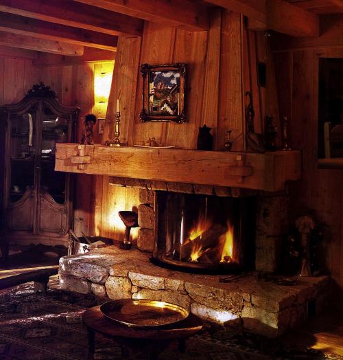 Камин в современном стиле. Домашний камин