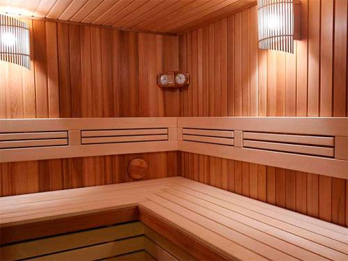 Как крепить полок в бане к каркасу. Делаем правильный полок для бани из дерева