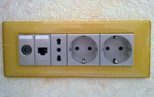 Стандартные размеры розеток под телевизор. Как подобрать розетки