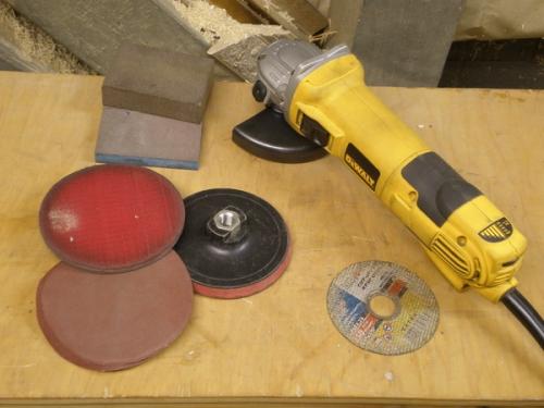 Шлифование деревянного пола болгаркой. Шлифовка: чем и как