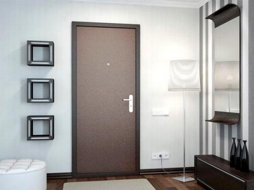 Как правильно выполнить ремонт железных дверей: практические советы 07