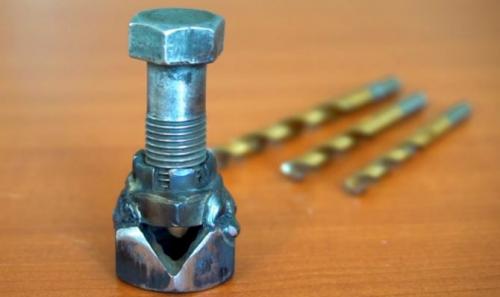 Приспособление для заточки сверл из гайки своими руками чертежи. Способ №1 – приспособа из металла