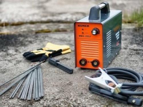 Как сделать деревянную стремянку ходули. Как сделать стремянку своими руками?