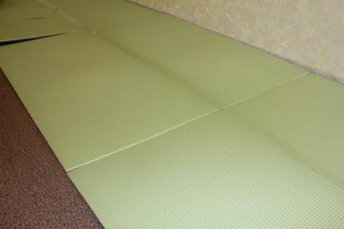 Укладка подложки под ламинат. Как правильно класть подложку под ламинат своими руками?