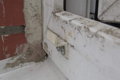 Антикошка своими руками на пластиковые окна. Сетка антикошка своими руками на пластиковые окна