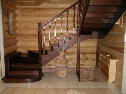 Варианты лестниц на второй этаж в частном доме если мало места. Обзор лестниц на второй этаж для частного дома