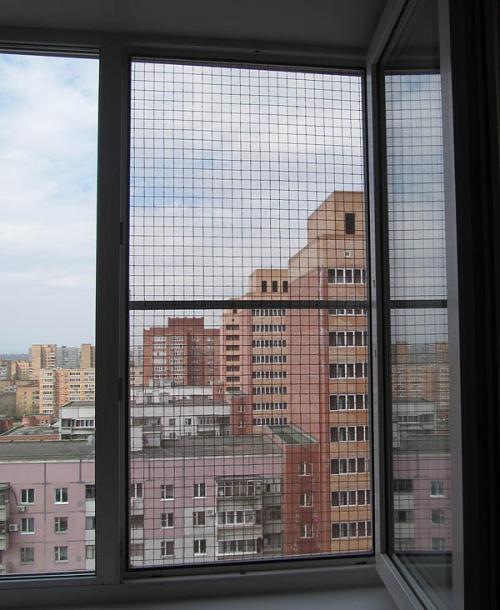 Антикошка своими руками на пластиковые окна. Сетка антикошка своими руками на пластиковые окна