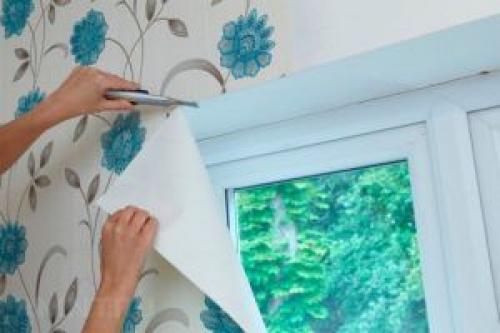 Как приклеить обои на пластиковые панели. Технические особенности ПВХ-панелей и обоев