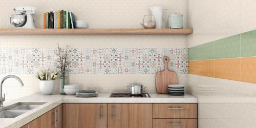 Какую плитку лучше класть на кухне на пол. Плитка для кухни по хорошим ценам