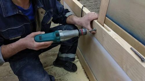 Как врезать замок в дверь фрезером. Как выполняется врезка замка в деревянные межкомнатные двери