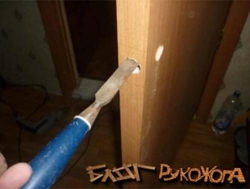 Как врезать замок в межкомнатную дверь без фрезера. Как правильно врезать замок вмежкомнатную дверь