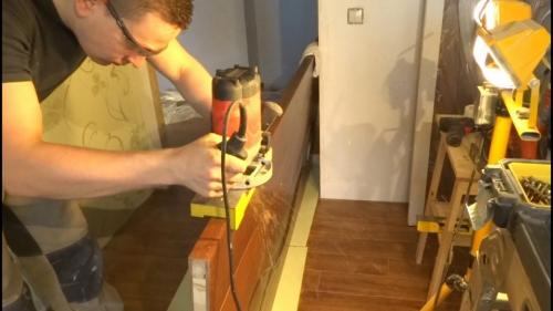 Как врезать замок в дверь фрезером. Как выполняется врезка замка в деревянные межкомнатные двери