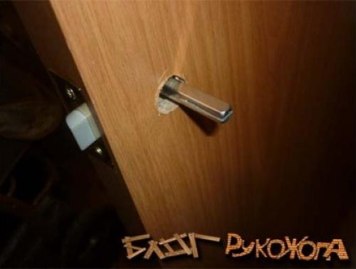 Как врезать замок в межкомнатную дверь без фрезера. Как правильно врезать замок вмежкомнатную дверь