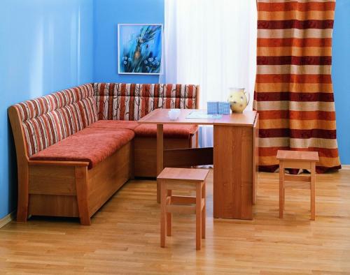 Маленькие угловые диваны: размеры и вариации 12