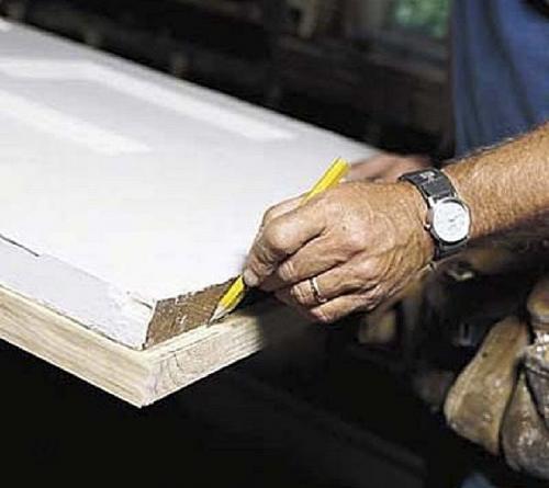 Декоративные наличники на двери межкомнатные. Что такое дверной наличник? 10