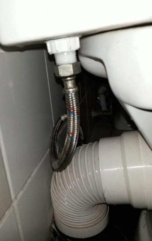 Почему не набирается вода в бачок унитаза с кнопкой. Причины проблем с набором воды