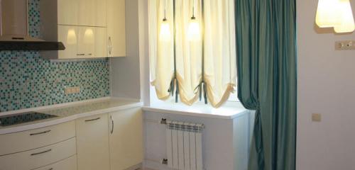 Оформление окна с балконной дверью. Лучшие варианты дизайна штор для кухни с балконной дверью