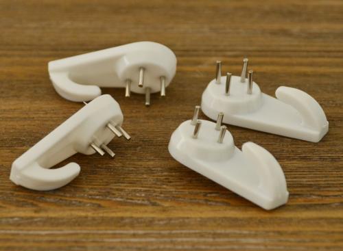 Как повесить картину без гвоздей на обои. Простые способы