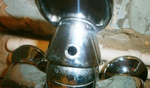 Картридж в смесителе, что это. Замена картриджа в смесителе на кухне и ванной