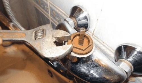 Картридж в смесителе, что это. Замена картриджа в смесителе на кухне и ванной