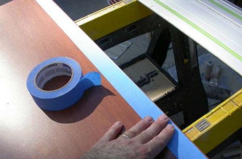 Как повесить картину без гвоздей на обои. Простые способы