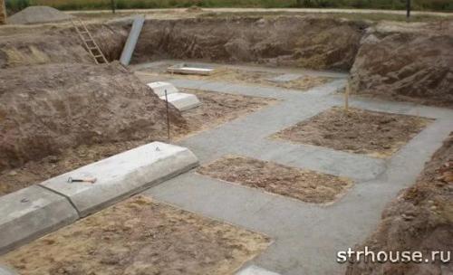 Фундамент под стоящий. Технология заливки фундамента под стоящий деревянный дом 02 Фундамент под стоящий. Технология заливки фундамента под стоящий деревянный дом 02