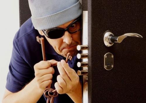 Сломался замок в двери кого вызывать. Возможные причины выхода из строя замков входных дверей