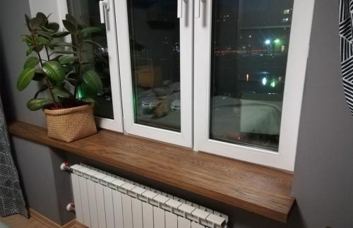Установить подоконник к пластиковому окну: простой способ сделать это самостоятельно 16