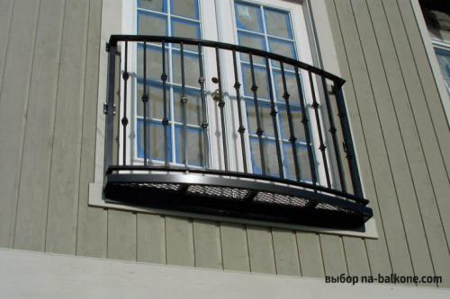 Имитация французского балкона. 33 красивых французских балкона. Идеи дизайна