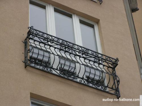 Имитация французского балкона. 33 красивых французских балкона. Идеи дизайна