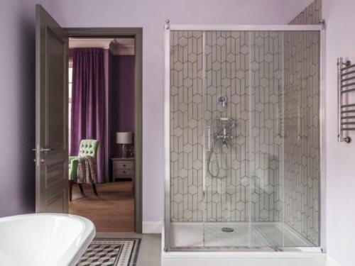 Рисунки укладки плитки. Раскладка плитки в ванной: красивые варианты, стильные идеи укладки и правила выбора материалов (100 фото и видео)