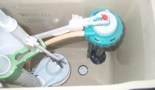 Устройство сливного бачка с кнопкой. Особенности внутреннего устройства