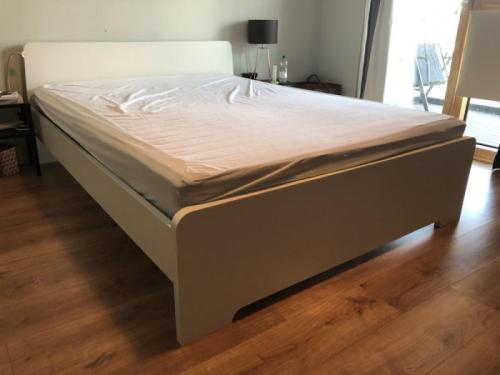 Изголовье кровати икеа. 5 общих правил при покупке двуспальной кровати в IKEA