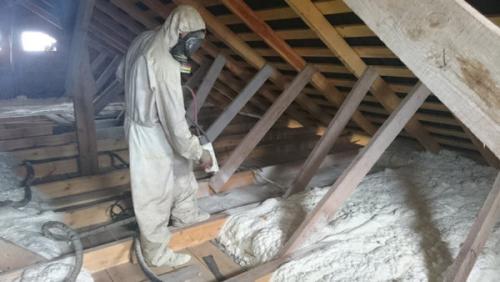 Какие инструменты необходимы для утепления мансарды