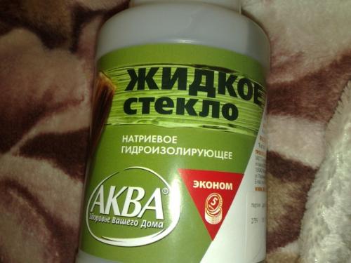 Применение жидкого стекла в садоводстве. Появилась ржавчина на груше – с помощью жидкого стекла спасла дерево от гибели