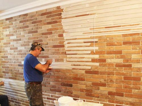 Какие инструменты необходимы для наклеивания плитки на плитку. Что нужно учитывать при выборе