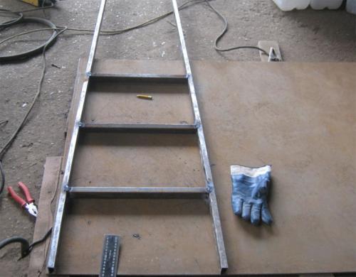 Как сделать стремянку из металла своими руками. Виды лестниц, которые можно изготовить из профильных труб