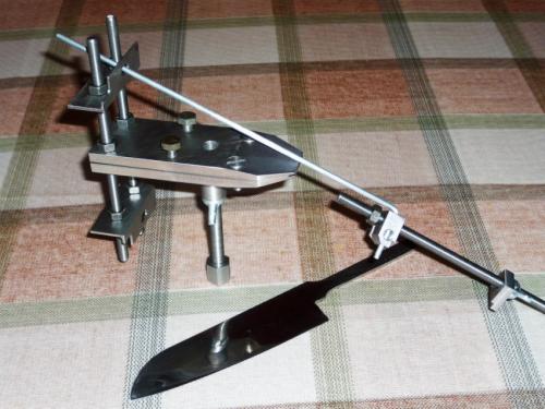 Лучшая точилка для ножей своими руками. Точилка для ножей своими руками: простейшие приспособления и создание самодельных станков