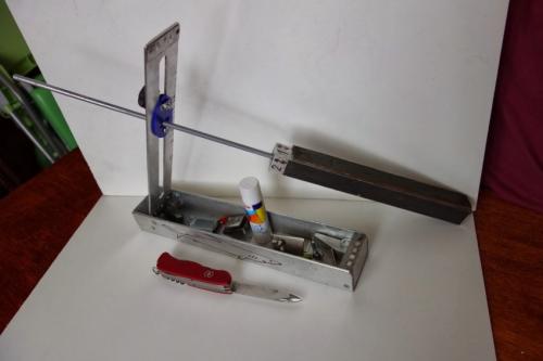 Лучшая точилка для ножей своими руками. Точилка для ножей своими руками: простейшие приспособления и создание самодельных станков