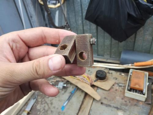 Лучшая точилка для ножей своими руками. Точилка для ножей своими руками: простейшие приспособления и создание самодельных станков