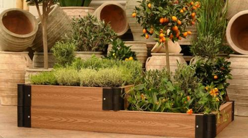 Из чего сделать грядки. Какими бывают ограждения для грядок?