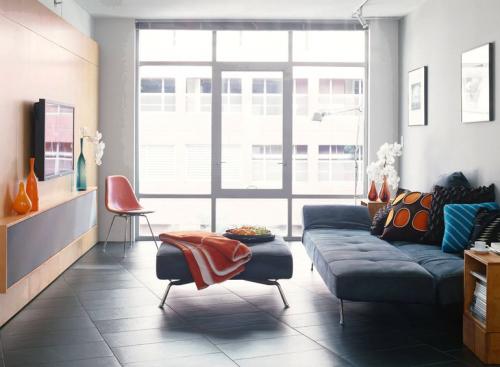 Угловой диван в интерьере хрущевки. Какую модель дивана лучше выбрать в хрущёвку