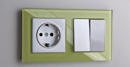 Размеры рамок для розеток. Рамки для розеток: подбор оптимальных моделей и размеров декоративных элементов (90 фото)