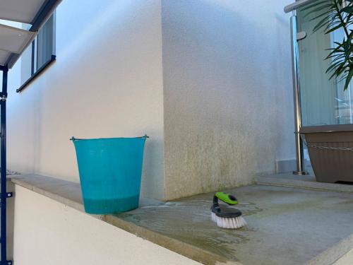 Как отмыть сайдинг от плесени. Виниловый сайдинг: методы очистки 14 Как отмыть сайдинг от плесени. Виниловый сайдинг: методы очистки 14